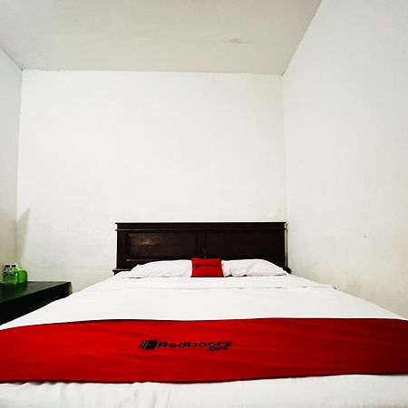 Reddoorz At Krisan Kendari Hotel Pulupanda Ngoại thất bức ảnh